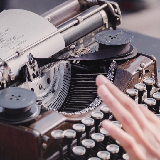 Photo of an old typewriter